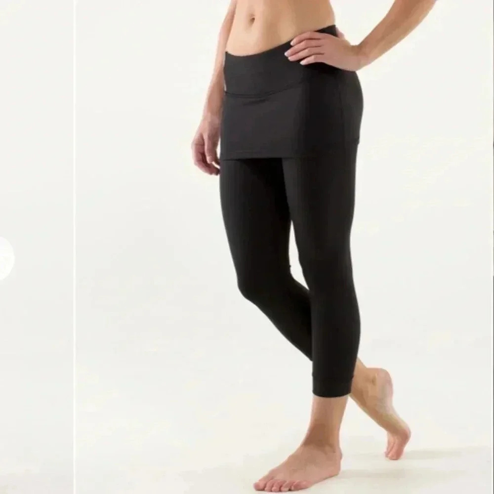 Lululemon A Go Go Crop
